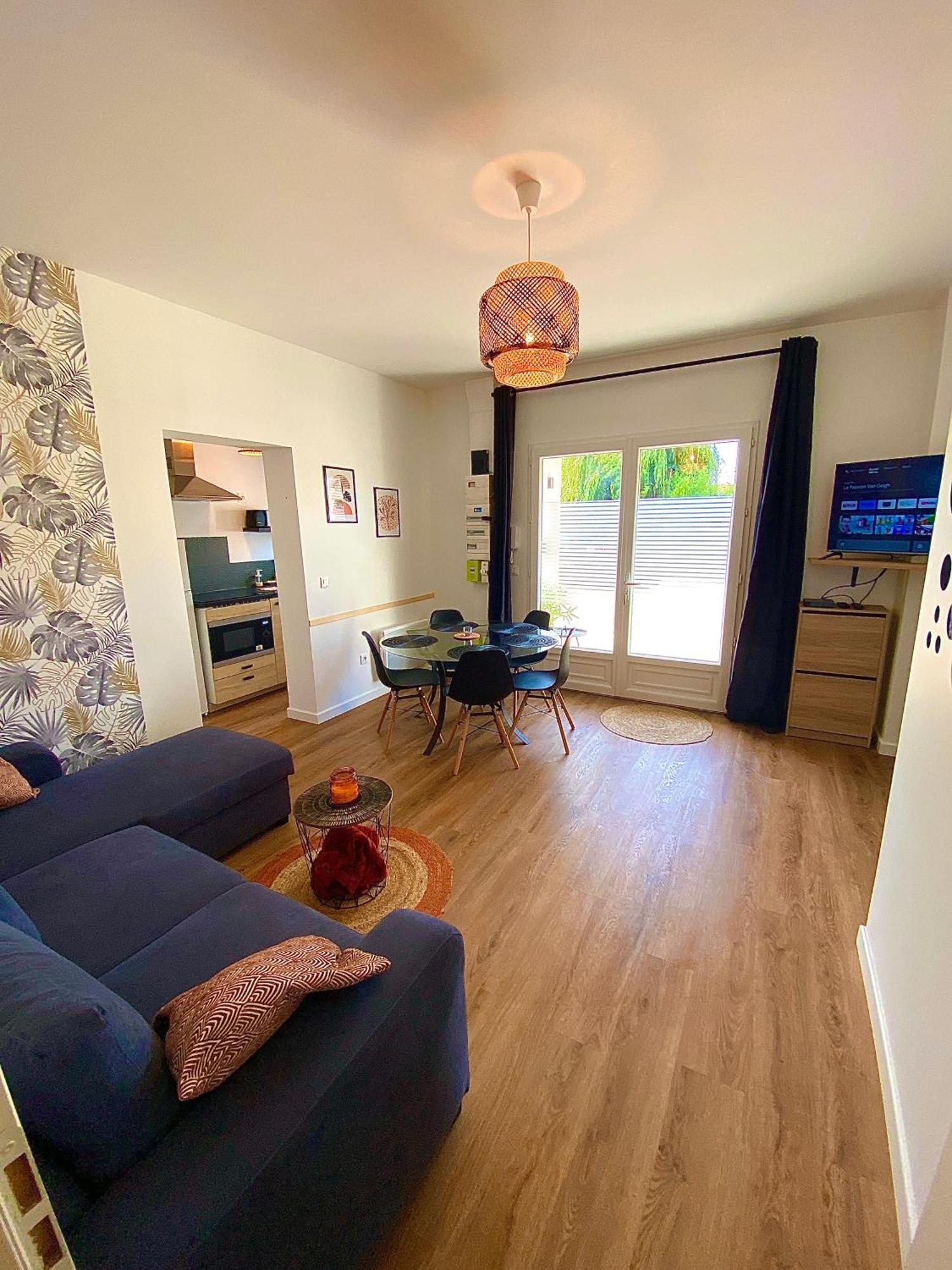 Le Cocon De Didine, Beau F2, 2 Places De Parking Clos, Proche Disneyland Appartement