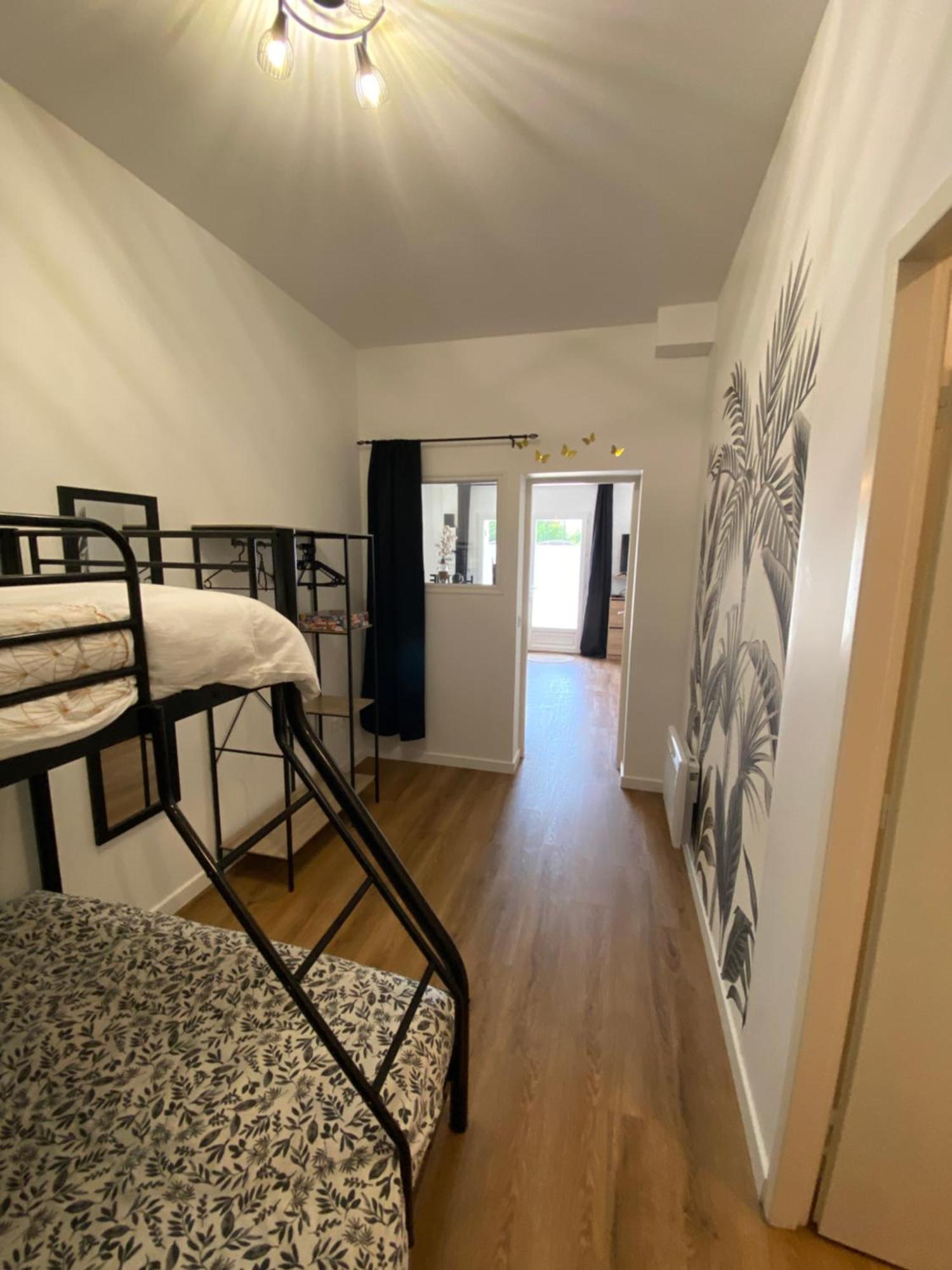 Appartement Le Cocon De Didine, Beau F2, 2 Places De Parking Clos, Proche Disneyland *